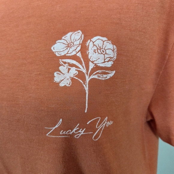 ⭐️Lucky Brand Orange " Lucky You" Short Sleeve Tee Size Med - Picture 3 of 5